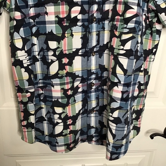 JACK SPADE Short Sleeve Floral Print Button Front Shirt. - Picture 9 of 12